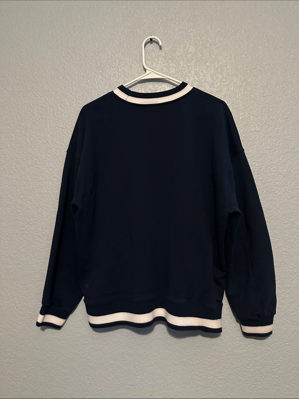 Perfectly Oversized Ringer Crew - Picture 10 of 10